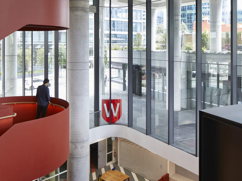 Blight Rayner + Tzannes - 6 Hassall Street © Martin Mischkulnig