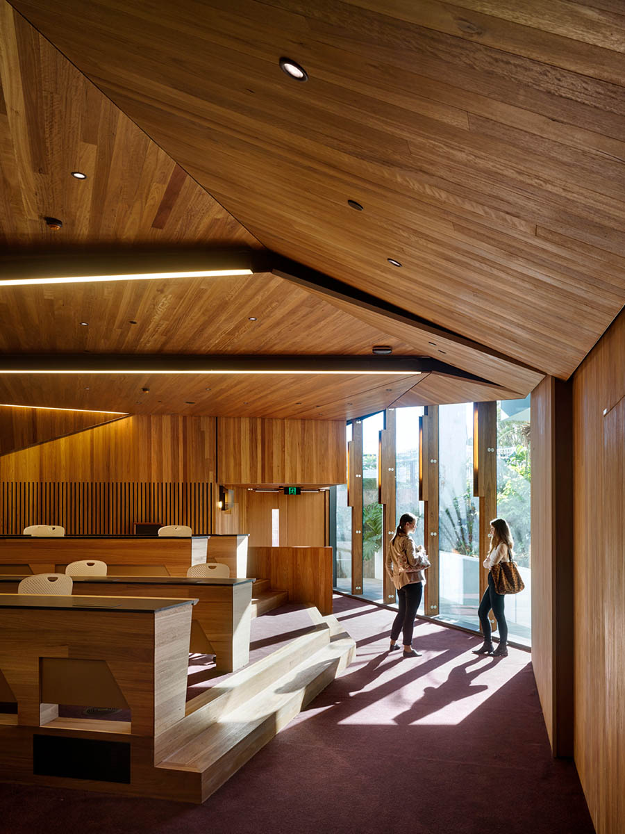 University of Queensland Oral Health Centre © Christopher Frederick Jones
