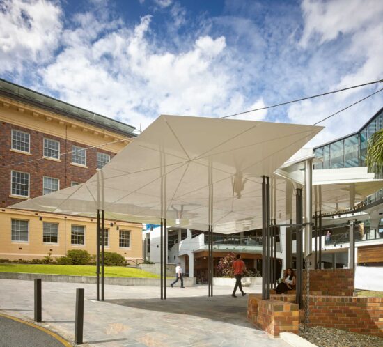 Blight Rayner - UQ Arrival Canopy © Christopher Frederick Jones